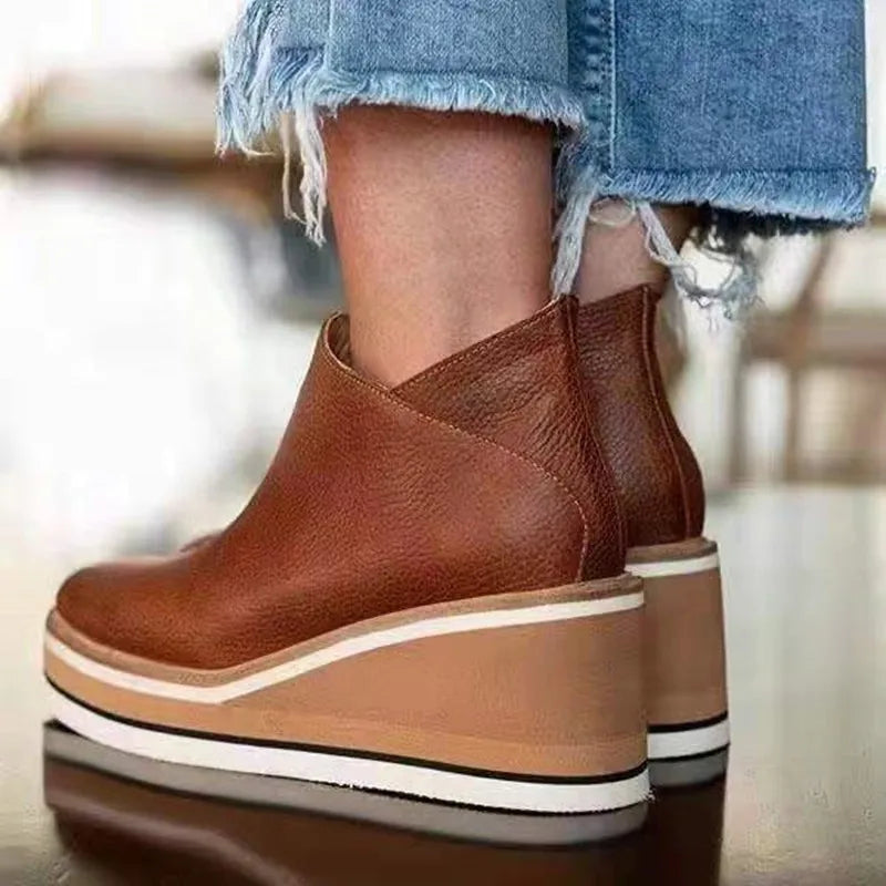 Quinn - Stylish Waterproof Booties