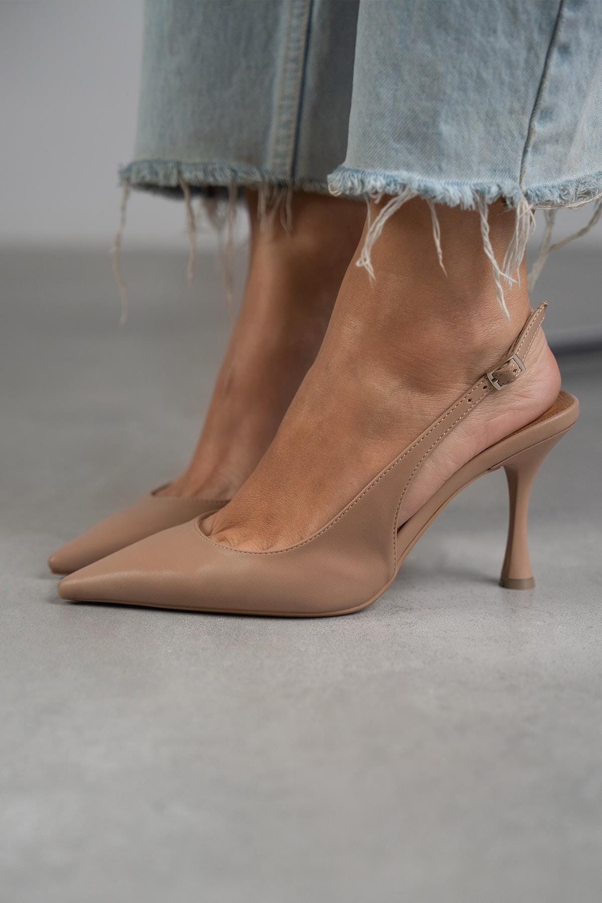 June – Suede Orthopedic Sandals