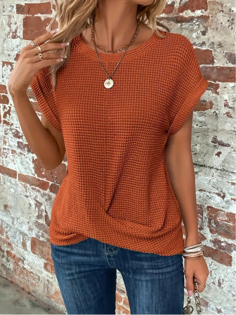Sophie - The Sweetheart Round Neck T-Shirt