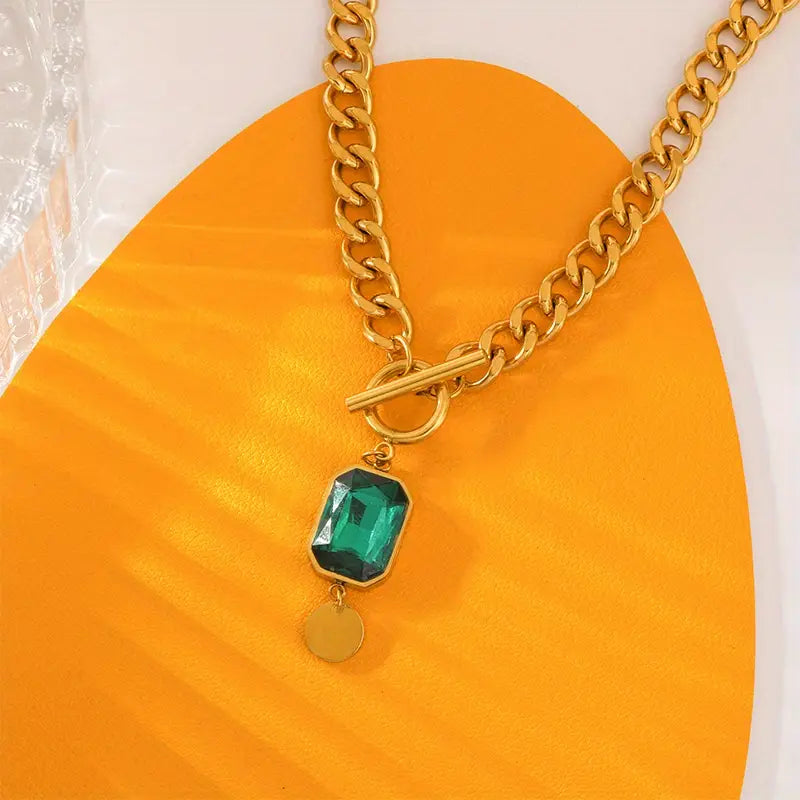 Chunky Chain Emerald Gold  Pendant Necklace