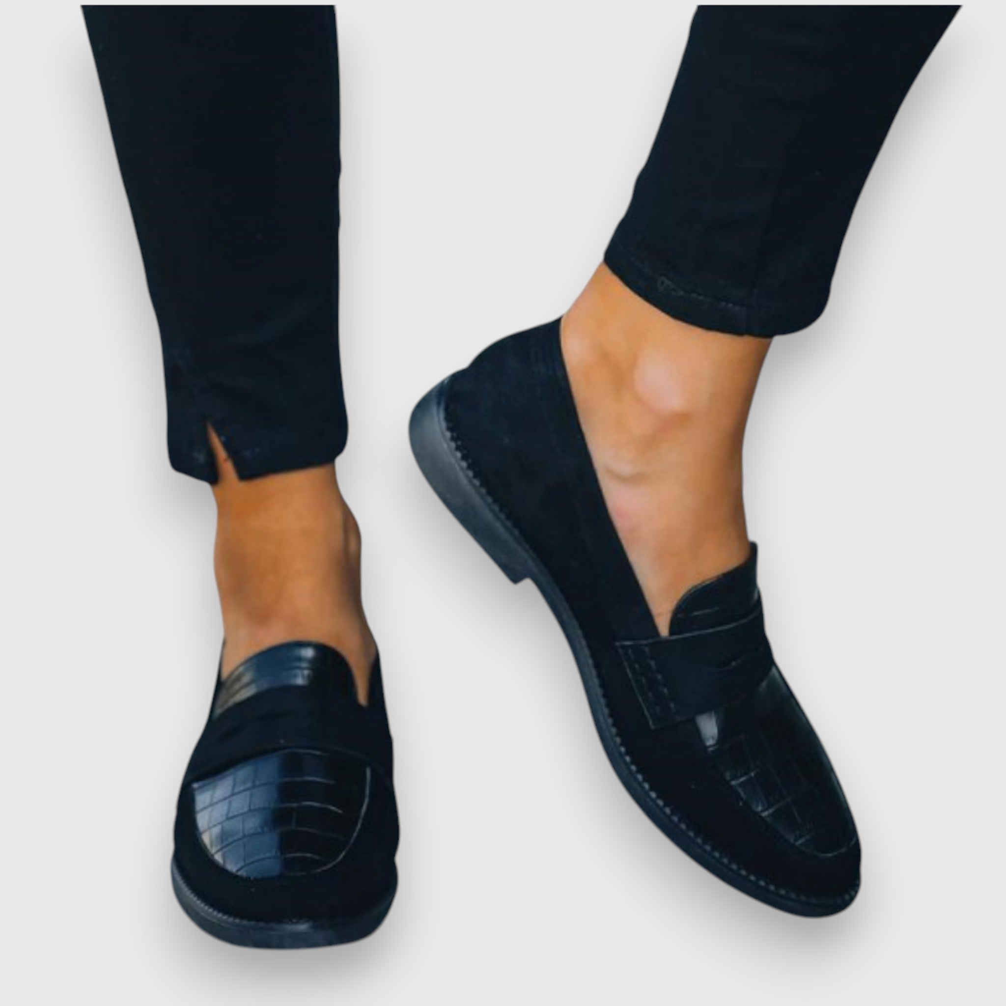 Sara – Classic Loafer