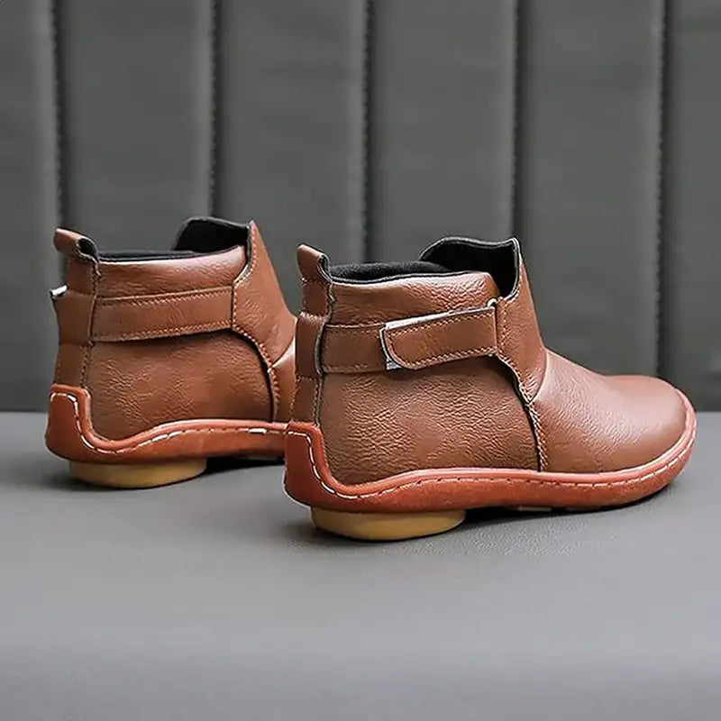 Naadine - Waterproof Orthopedic Boots for Ultimate Comfort